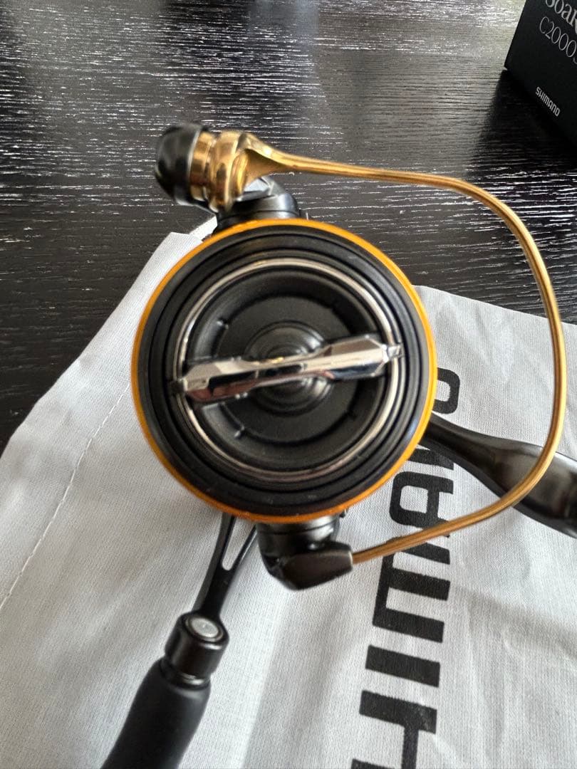 【極美品】シマノ C2000SSPG Soare XR スピニングリール