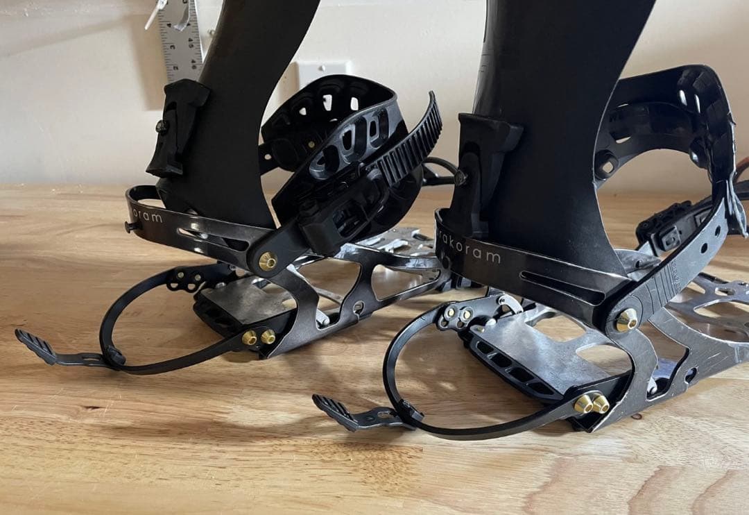 karakoram カラコラム　スプリットボード　ビンディング