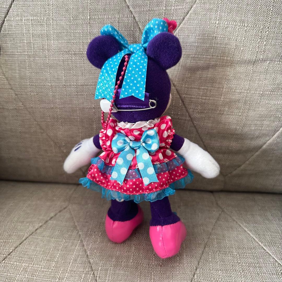 ディズニーパルパルーザ ミニーマウス ぬいぐるみバッジ 2024年発売
