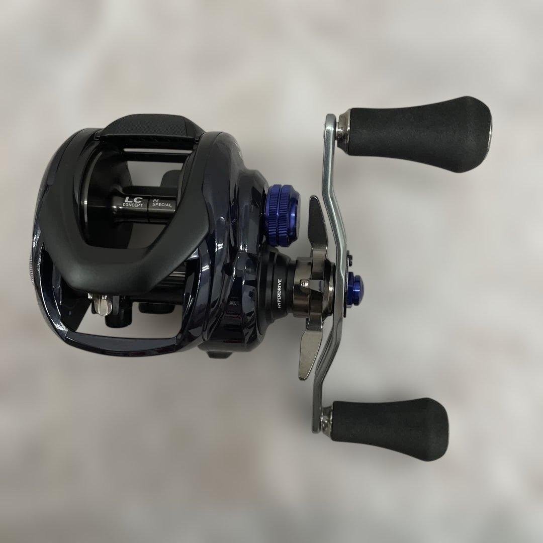 11452 ダイワ　ベイトリール ソルティスト TW400HL 2024年モデル