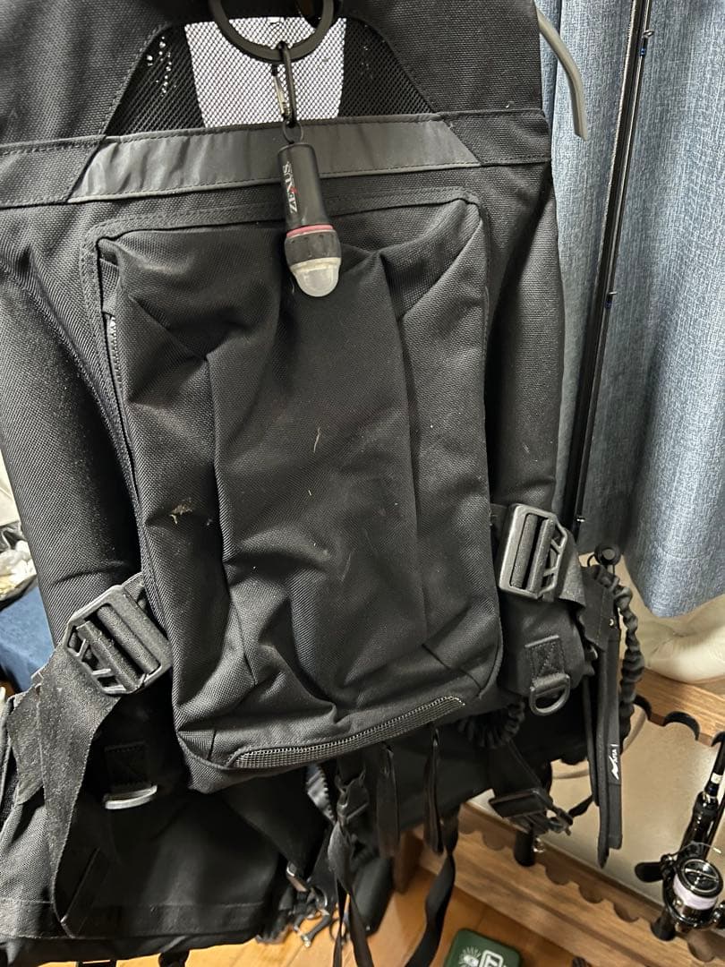 APIAアングラーズサポートベスト Ver.4 ノーネーム　極美品