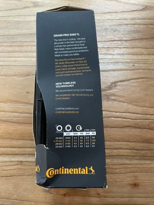 自転車タイヤ　continental    コンチネンタル