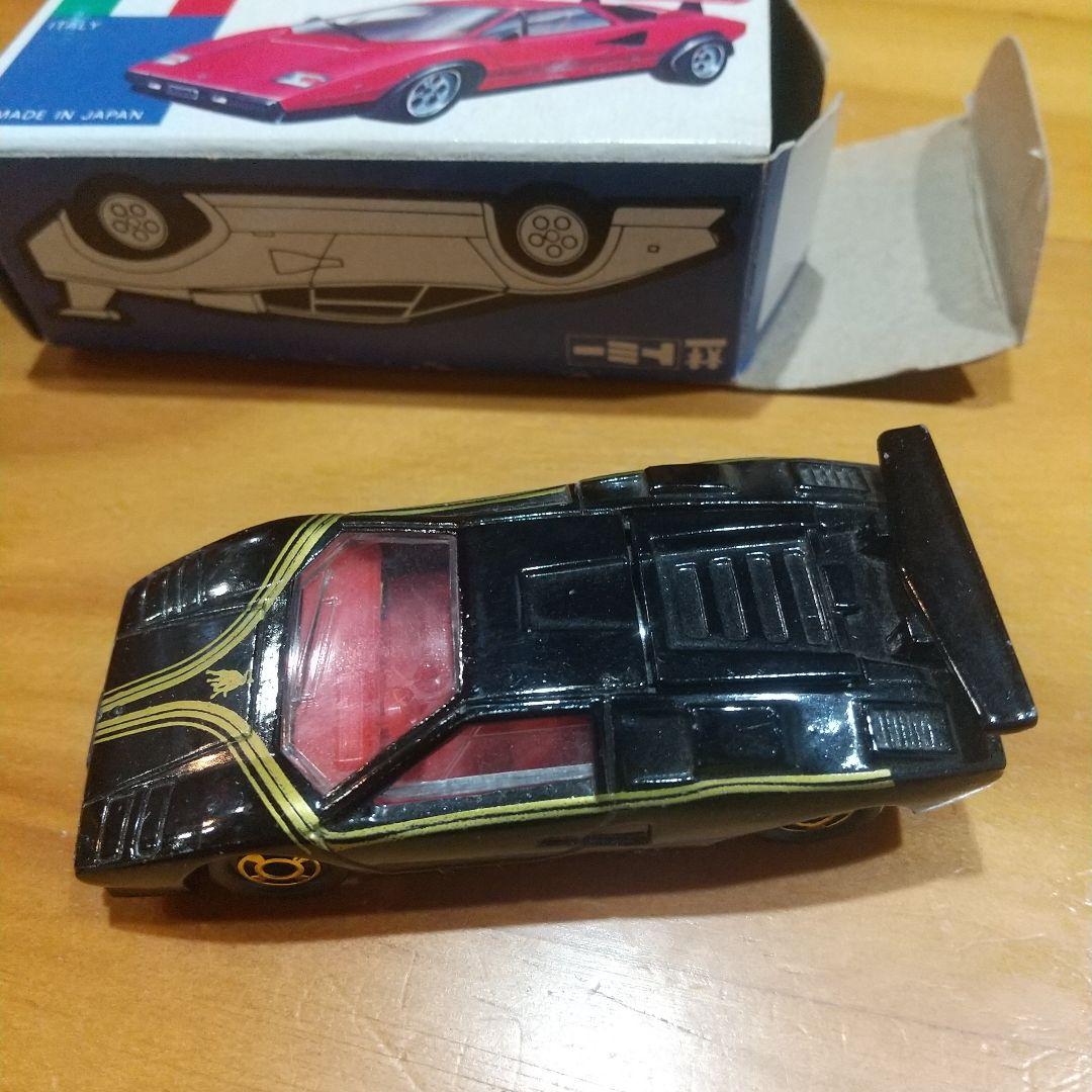 トミカ青箱F50 ランボルギーニ・カウンタックLP500S