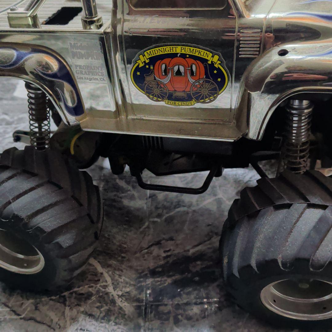 TAMIYAモンスタートラック 7.2vラジコン、スピードかなり早いです。