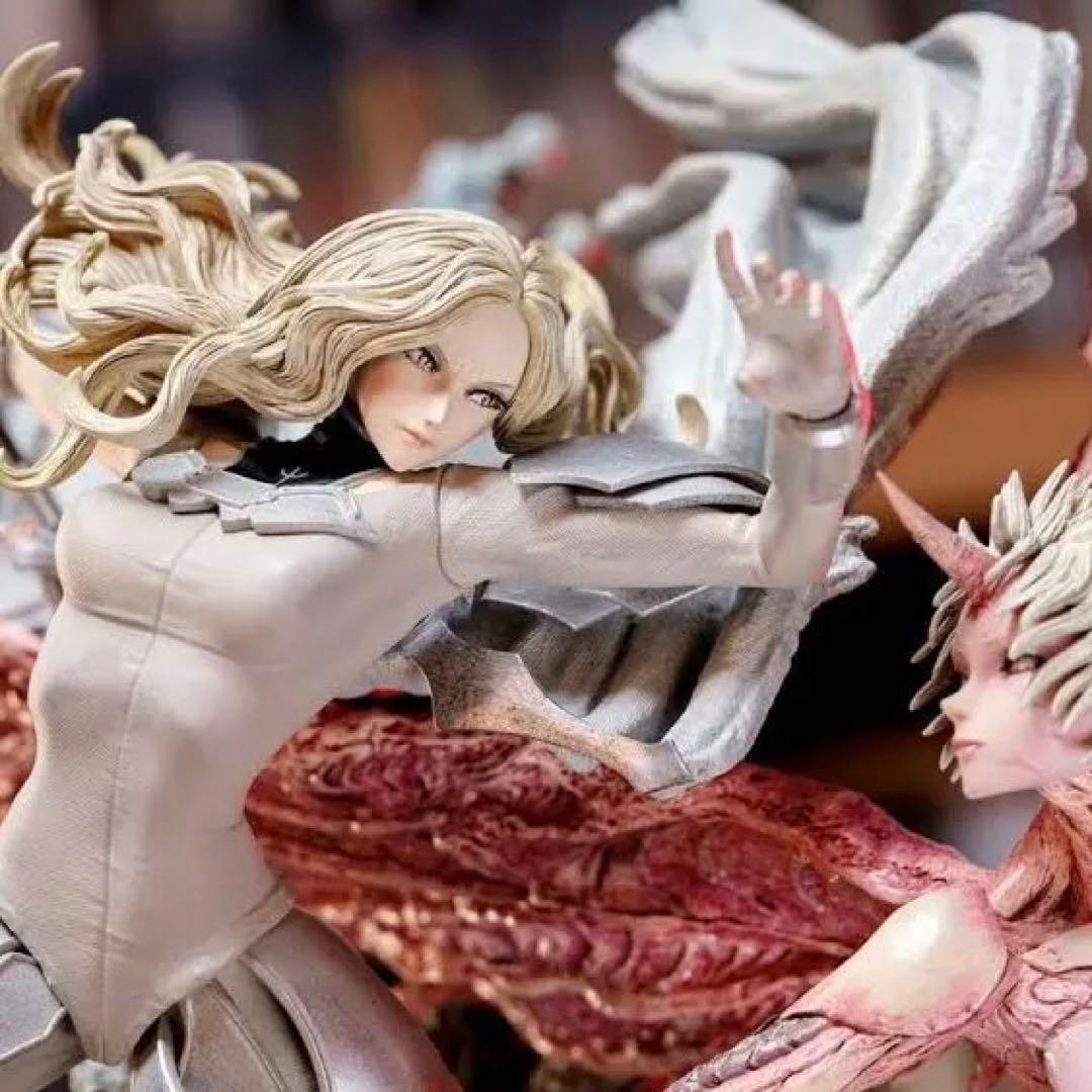 テレサvsプリシラ　限定スタチューフィギュア