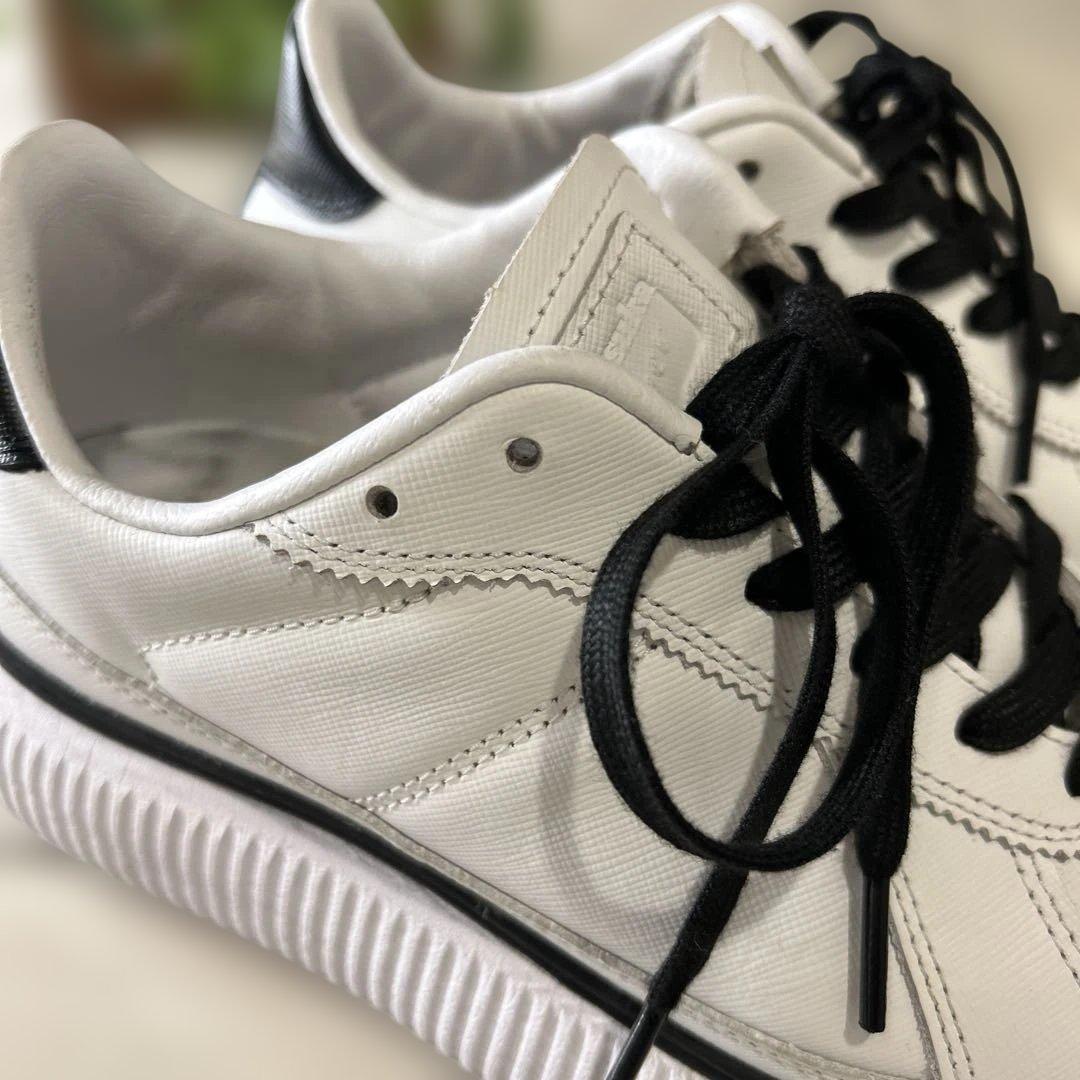 オニツカタイガー DELECITY 24センチ