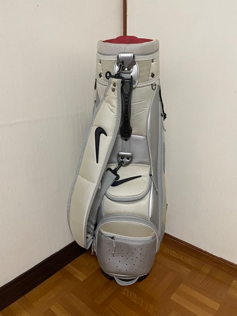 Nike キャディバッグ ゴルフバッグ ホワイト・シルバー