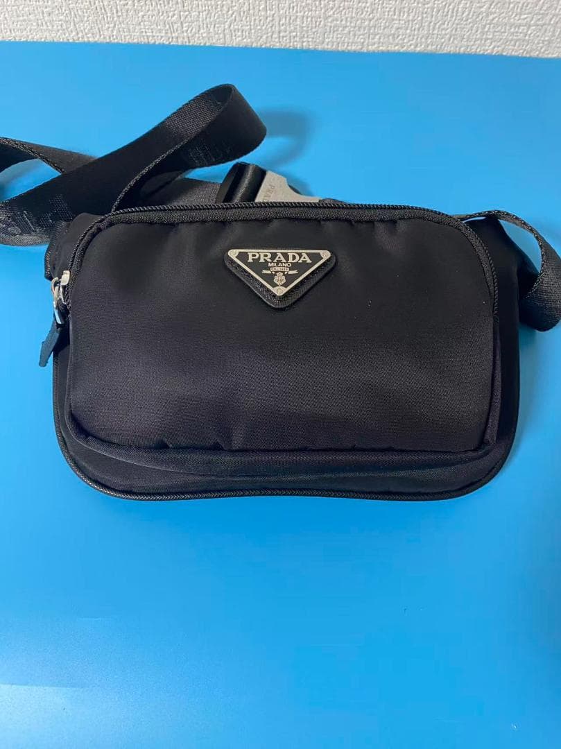 PRADA ショルダーバッグ