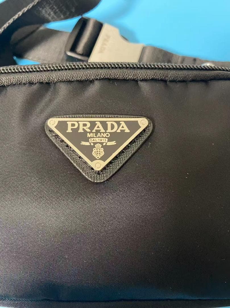 PRADA ショルダーバッグ