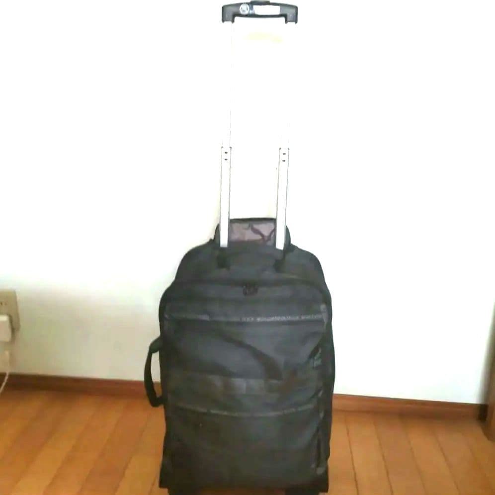 MANDARINA DUCK ソフトキャリーバッグ 色マリンブルー、4輪タイプ