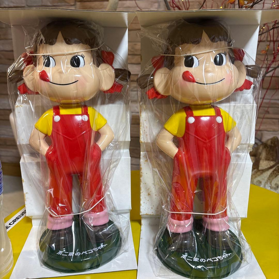 ペコちゃん フィギュア 3体セット　首振り　卓上ユニフォーム　まとめ売り