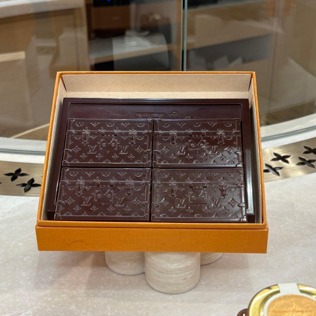 ルイヴィトンチョコレート　トランク
