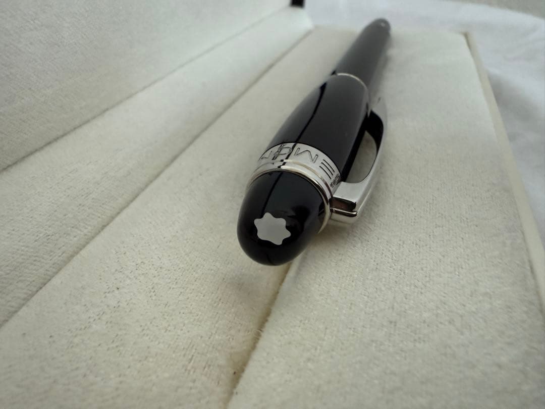 MONT BLANC ブラック ボールペン