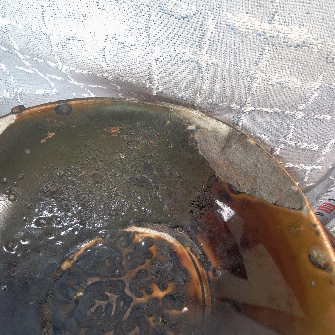 骨董４ 波形デザインの茶碗 発掘？