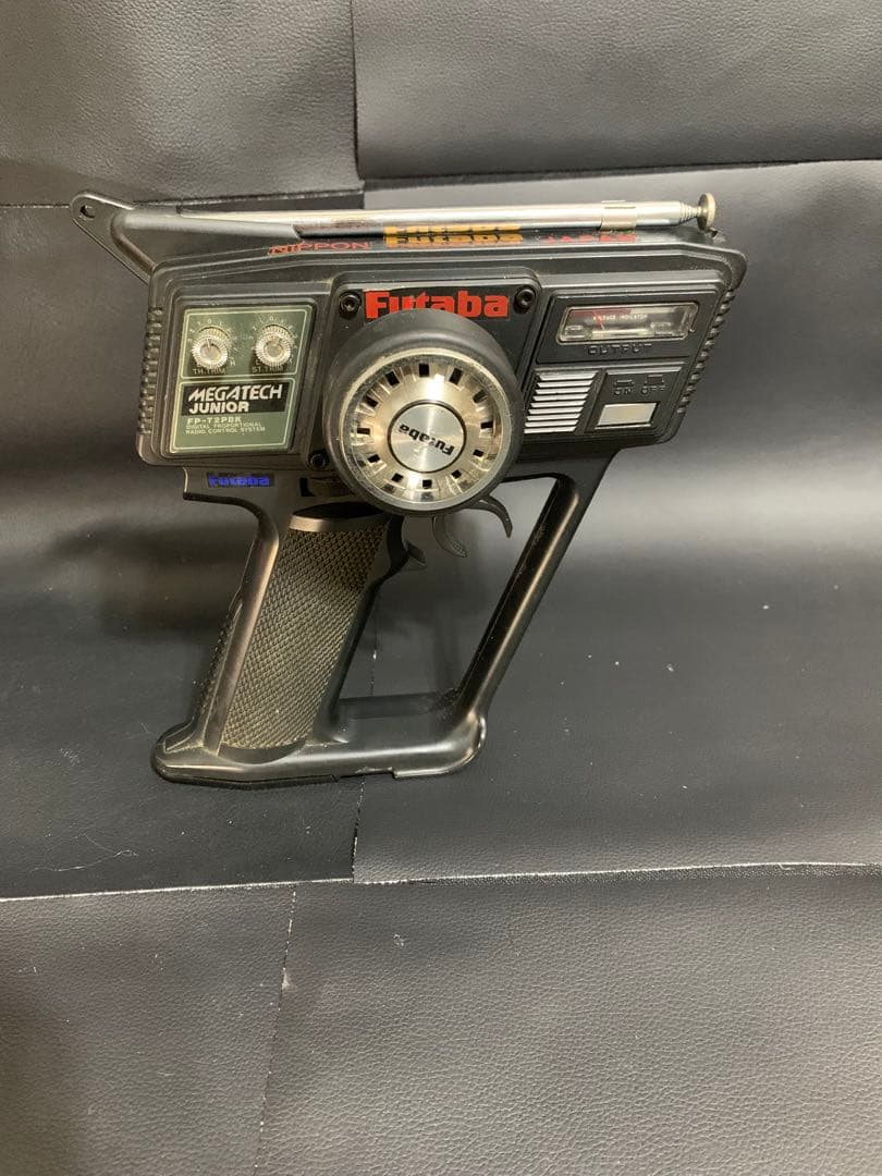 TA02 シャーシ　コントローラー　カバー