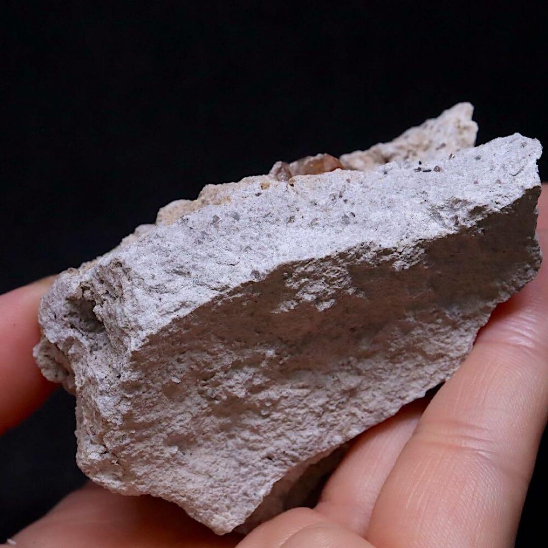 自主採掘！トパーズ 母岩付き 115.2g 原石 TZ411 鉱物 天然石