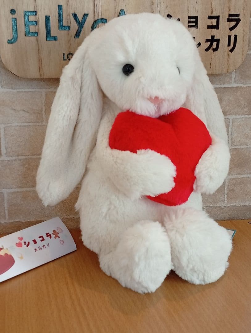 　red love heart bunny うさぎ　ハートバニー