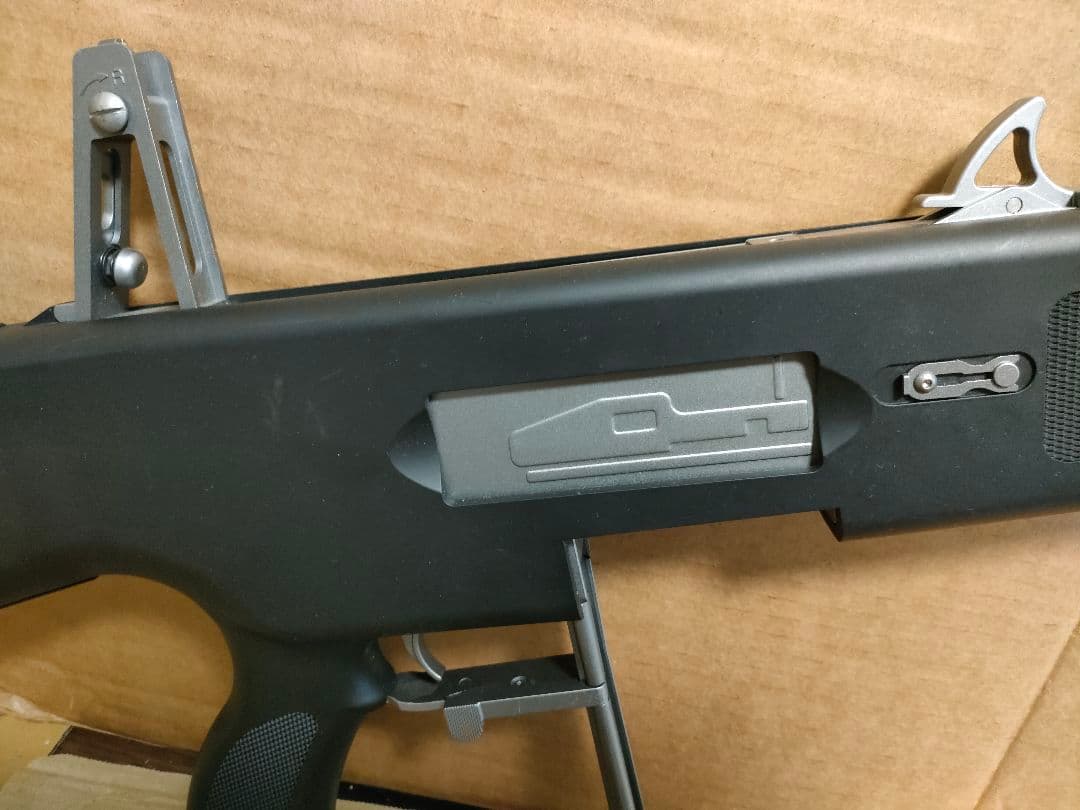 東京マルイ　AA-12 電動ガン　マガジン2つ