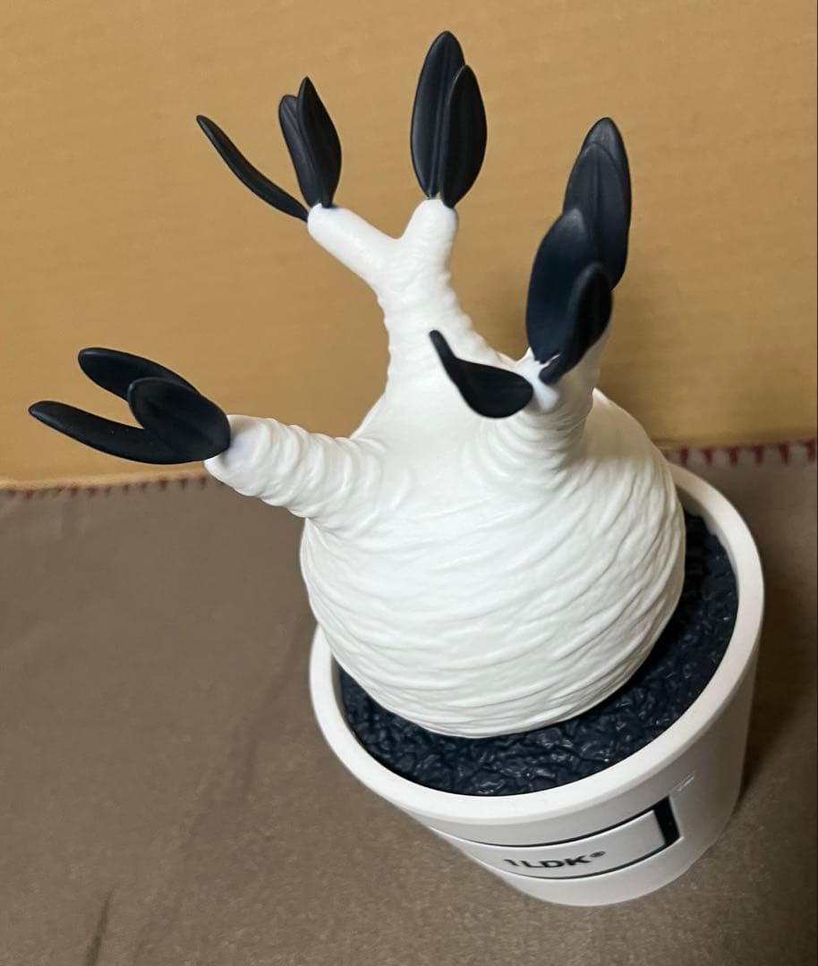 BOTANIZE × 1LDK × MEDICOM TOY グラキリス