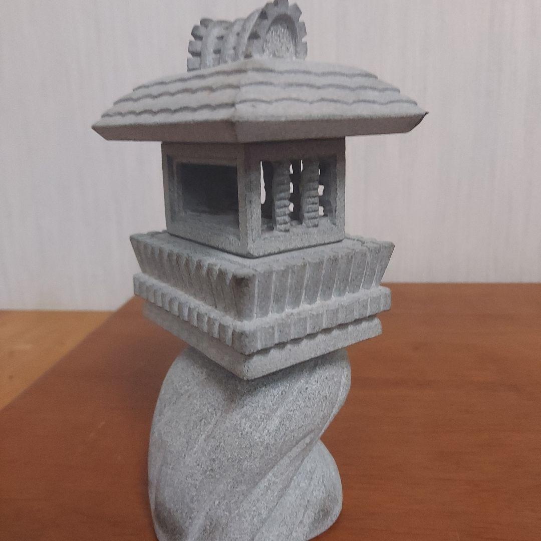 石製 灯篭 伝統的デザイン20㎝