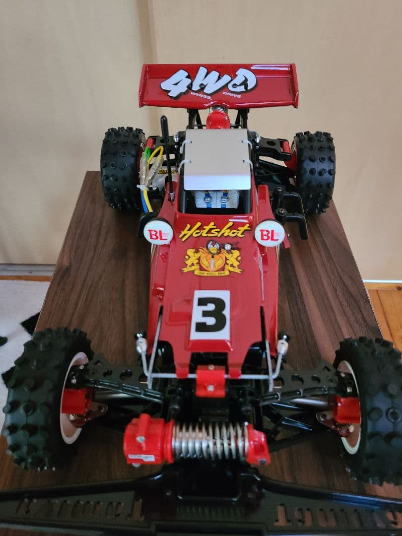 タミヤホットショット 4WD ラジコンカー