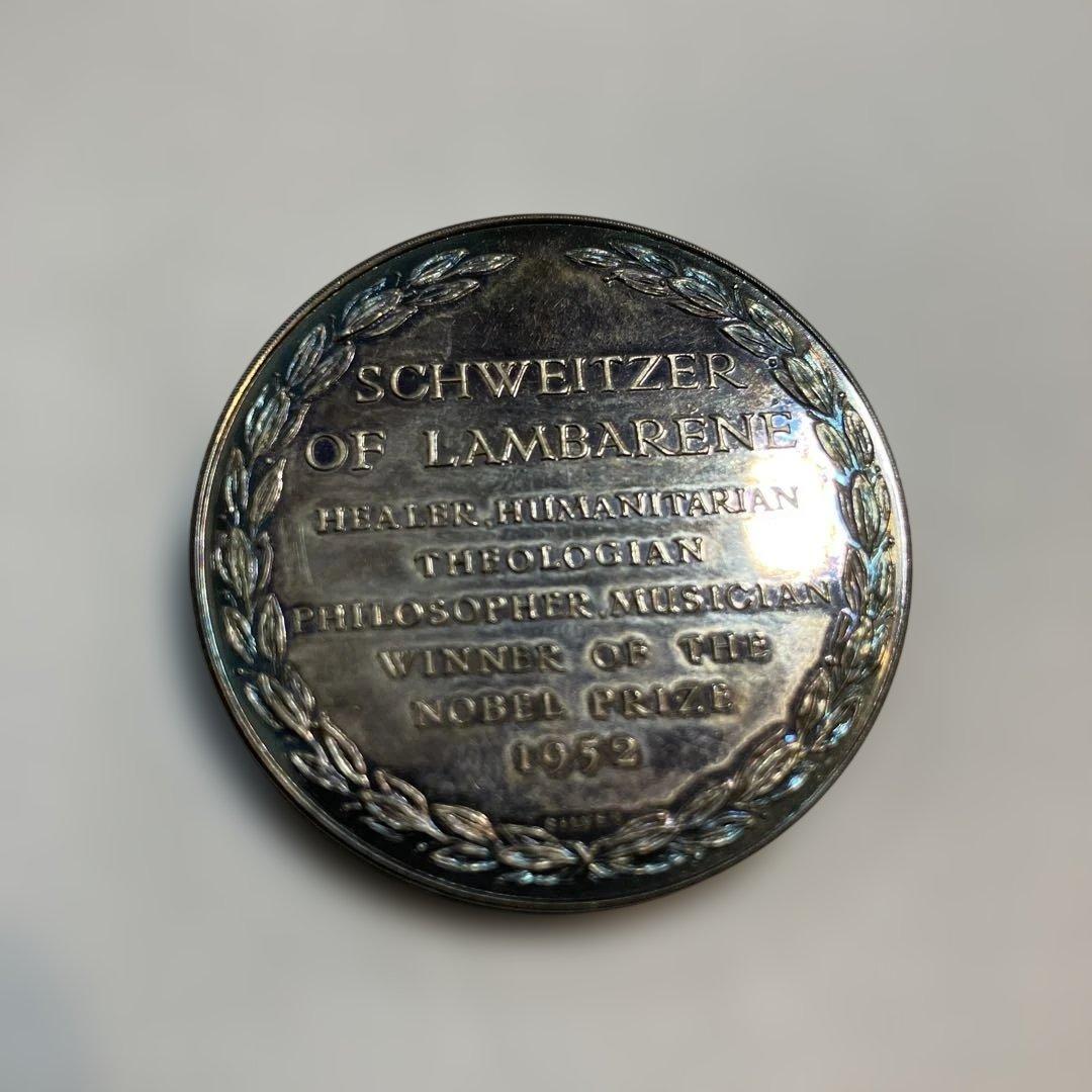 アルベルト　シュバイツァー　記念メダル　銀　1875 1965 イギリス製