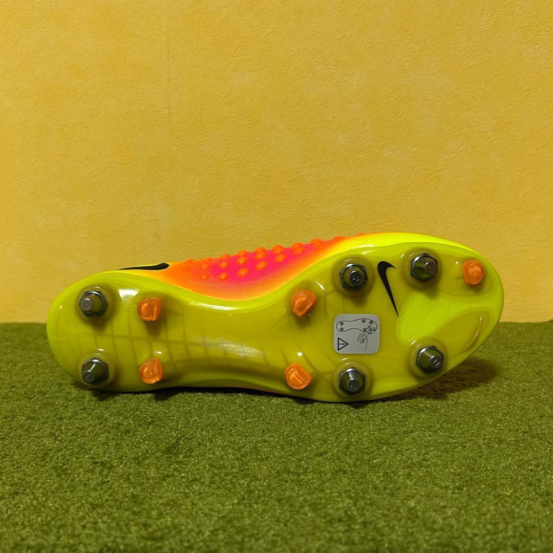 新品 サッカースパイク ナイキ マジスタ 廃盤 レア SG プロ 24.5cm