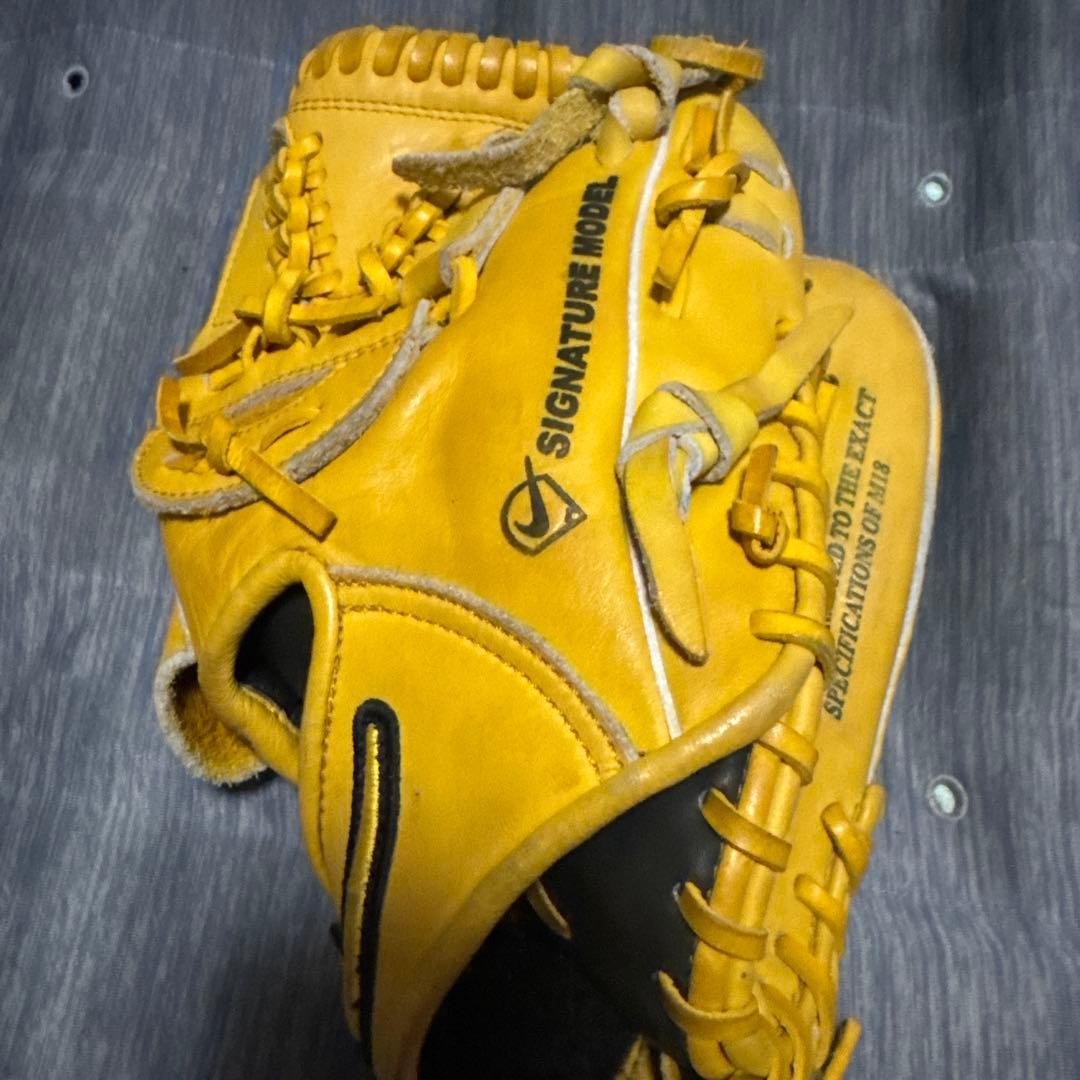 SIGNATURE MODEL 軟式グローブ イエロー松坂大輔モデル