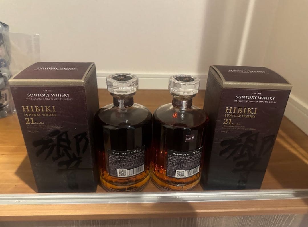 サントリーウイスキー 響21年 700ml　新品未開封 2本
