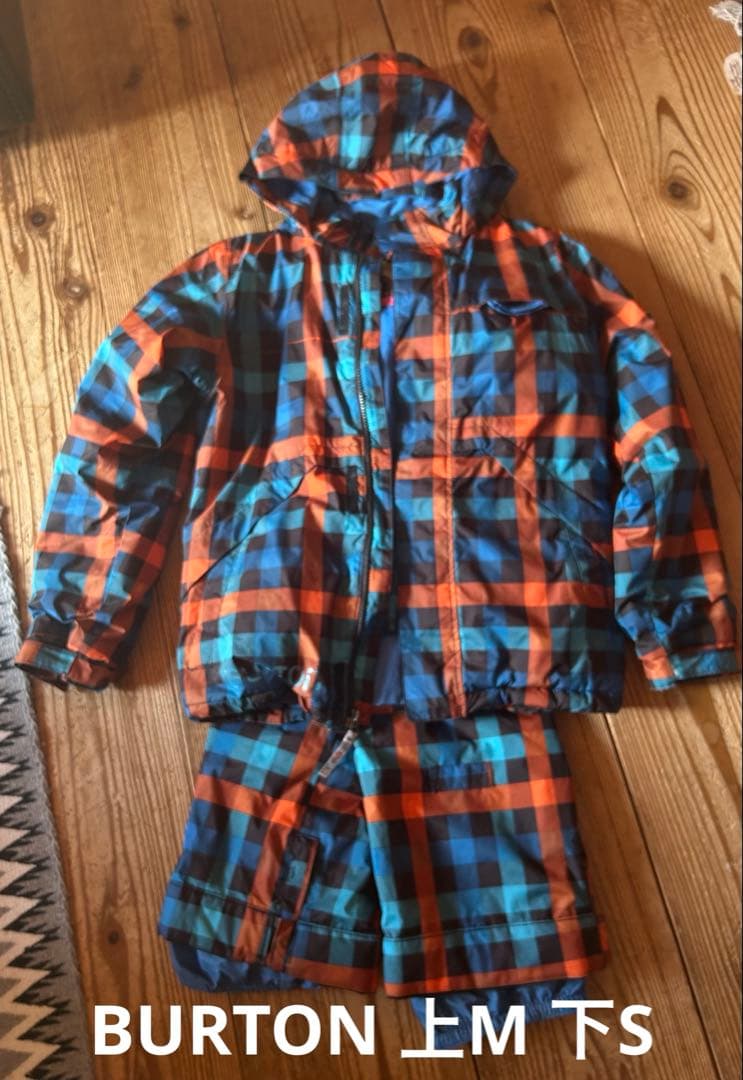 BURTONバートン　キッズスノーボードウェア 上M下S オレンジ青チェック