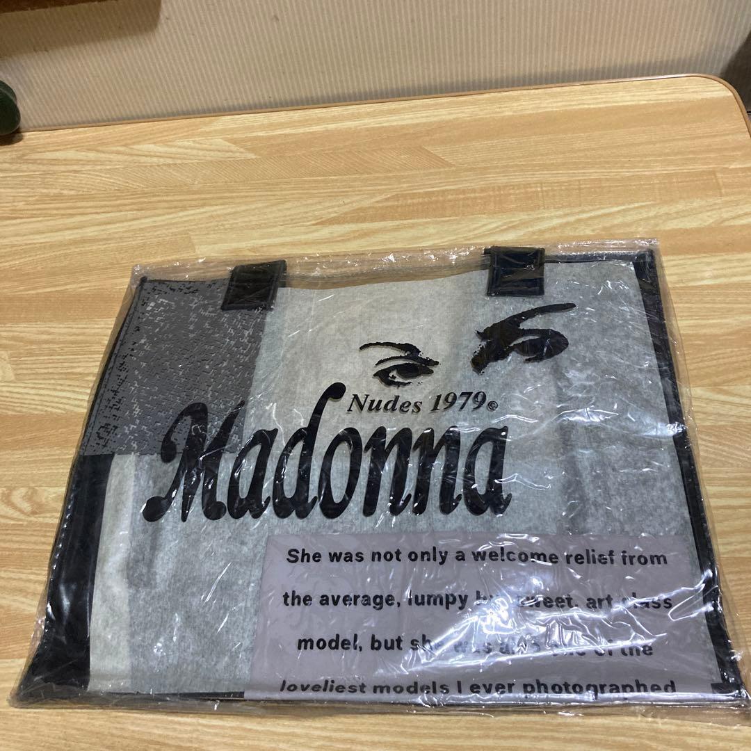 新品未開封　Madonna Nudes 1979 ビニールバッグ　黒　入手困難品