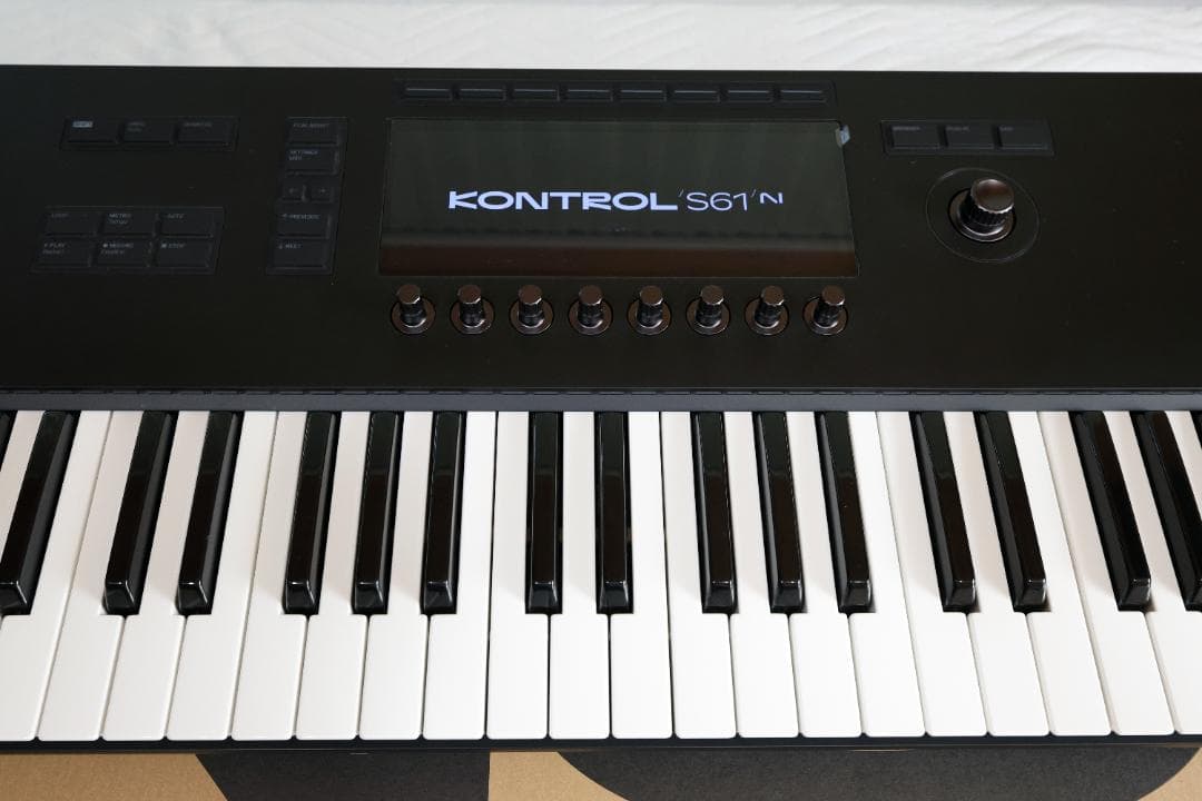 【超お勧め】Native Instruments KONTROL S61 MK3