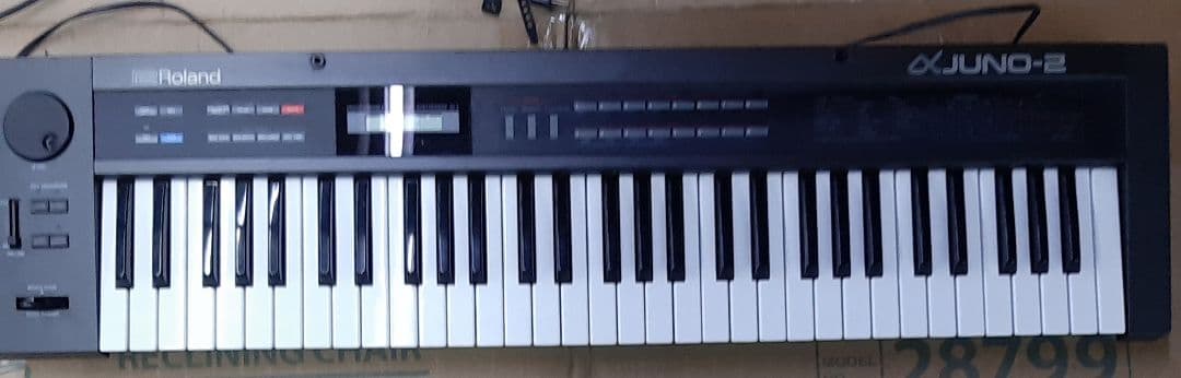 Roland αJUNO-2 シンセサイザー　アナログシンセ