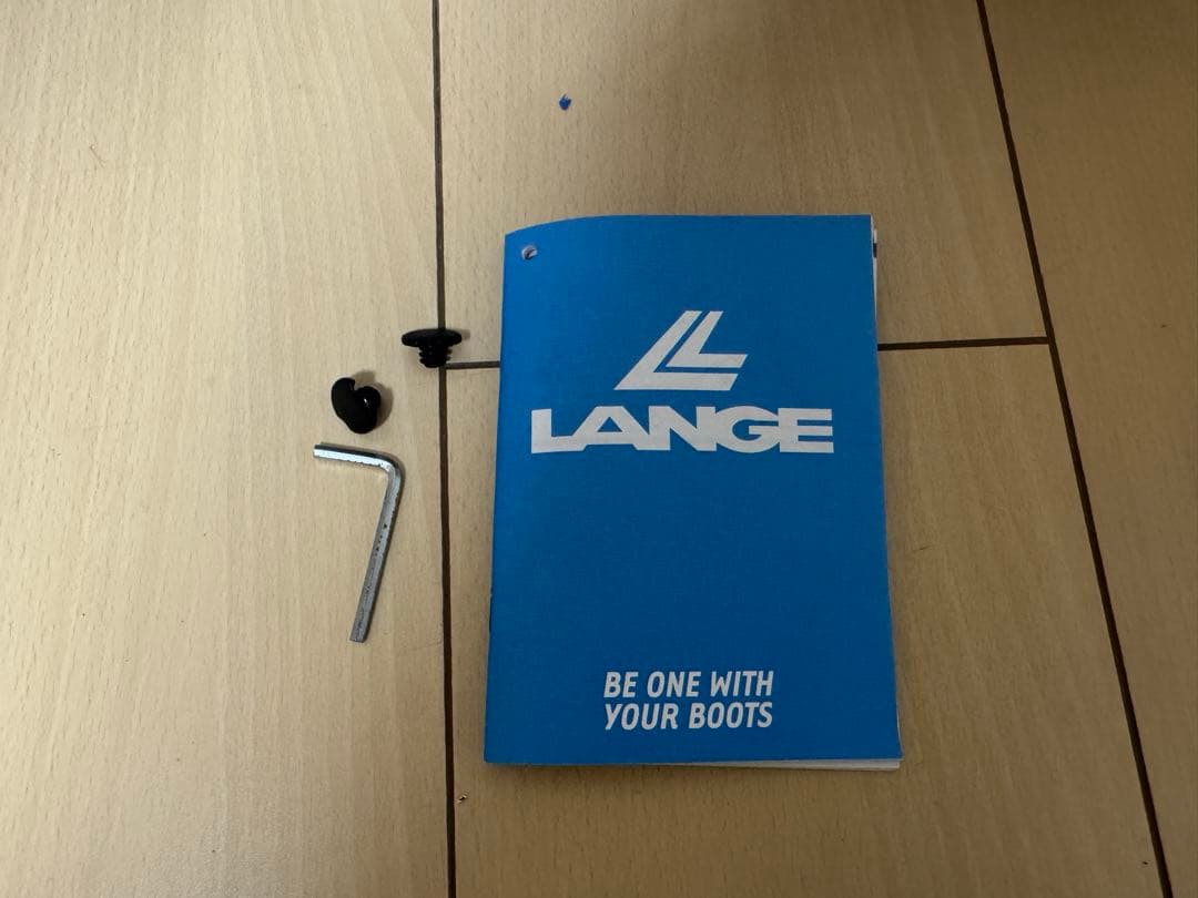 LANGE RS130 スキーブーツ