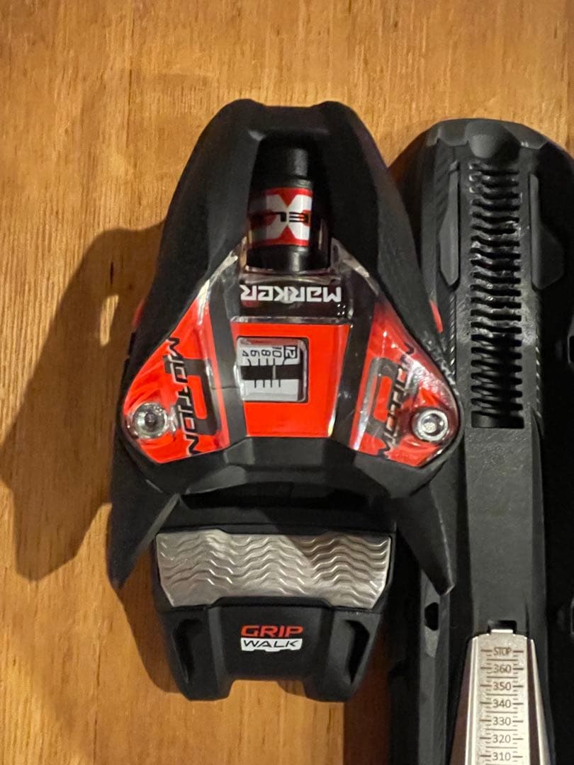 24マーカーrMOTION3 オールラウンドビンディング 赤黒