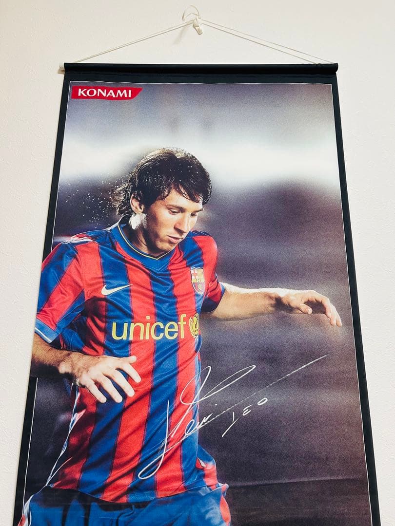 リオネル・メッシ　タペストリー　サイン入り　KONAMI 2010年　【希少】