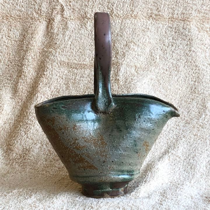 陶芸作品　取手付き酒器(1点もの)　作家:「哲瓶」