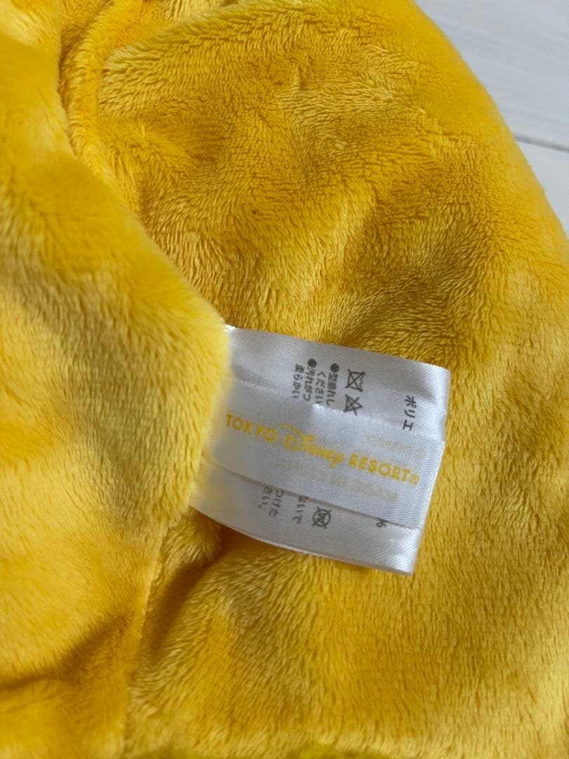 ディズニーリゾート　くまのプーさん手袋付きマフラーキャップ　ファンキャップ