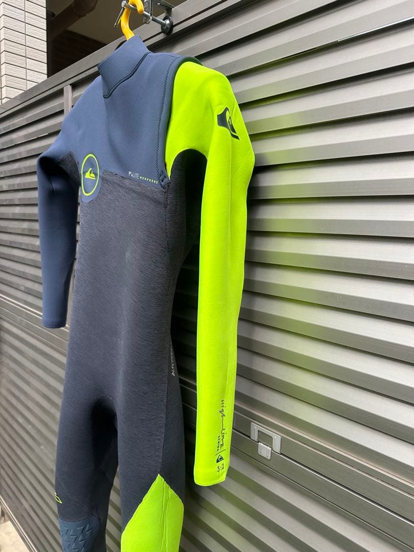 Quiksilver フルスーツ ネイビー/ライム