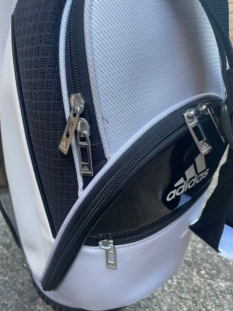 【-1000円値下げ中】早い者勝ちadidasキャディバッグ送料込／即郵送可能