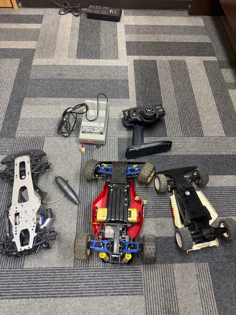 ラジコンカー 3台セット 充電器付き