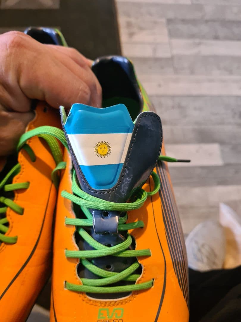 アグエロ　実使用　スパイク　マンチェスターシティ　アルゼンチン