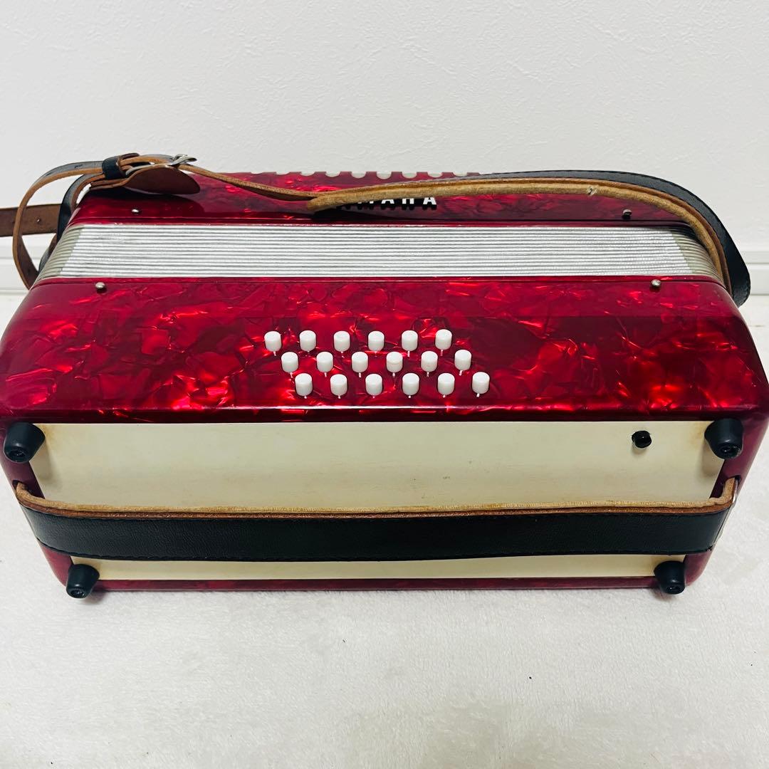 【動作良好品】YAMAHA　ヤマハ　アコーディオン　30鍵盤　初心者　8905