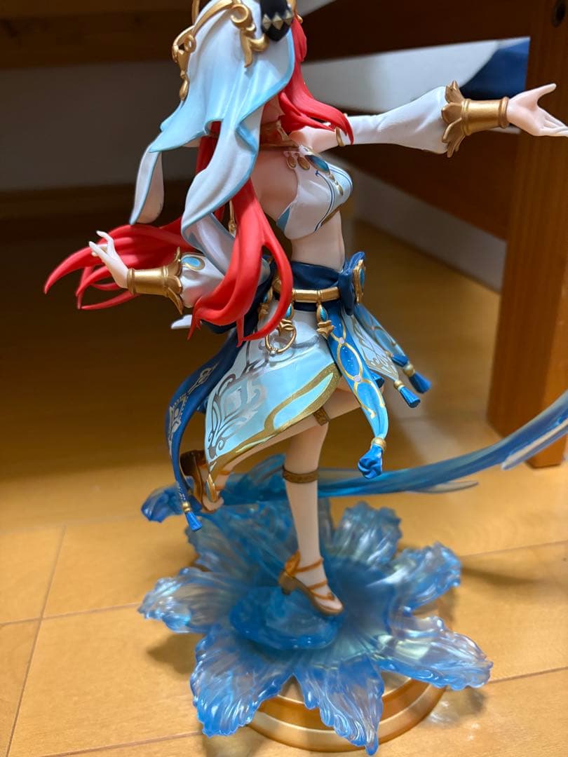 ニィロウフィギュア