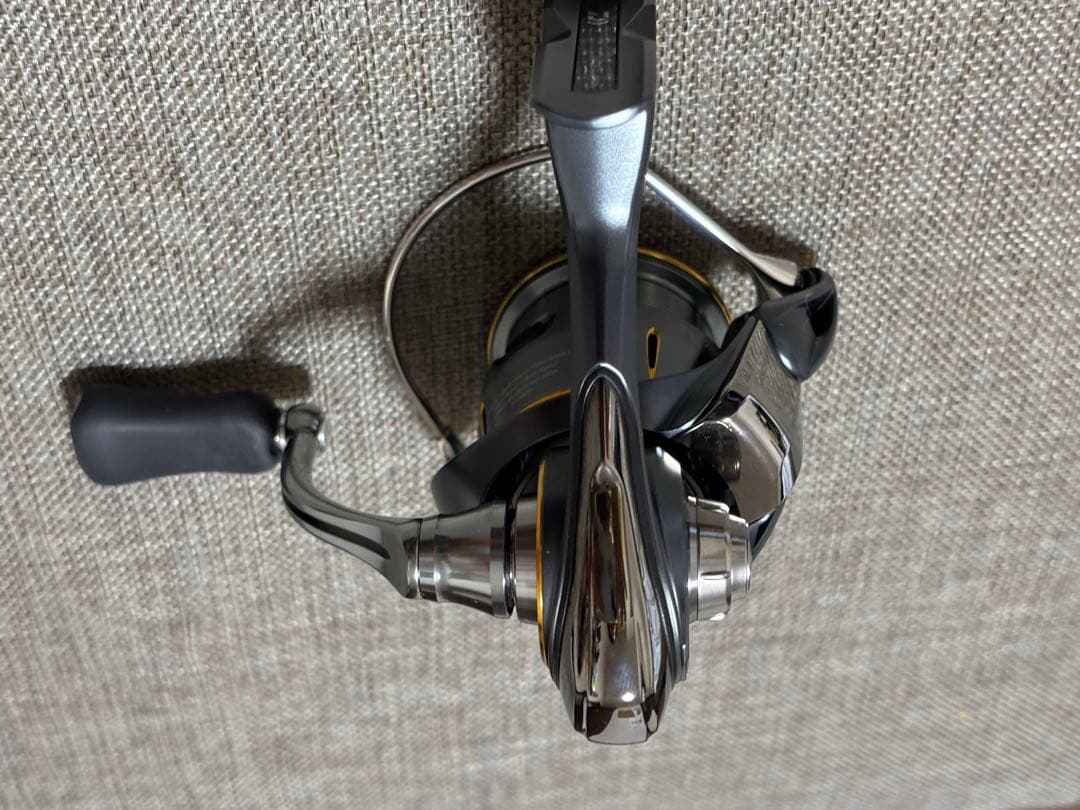 【美品】DAIWA　ダイワ　23エアリティ　LT2500S おまけハンドルノブ付