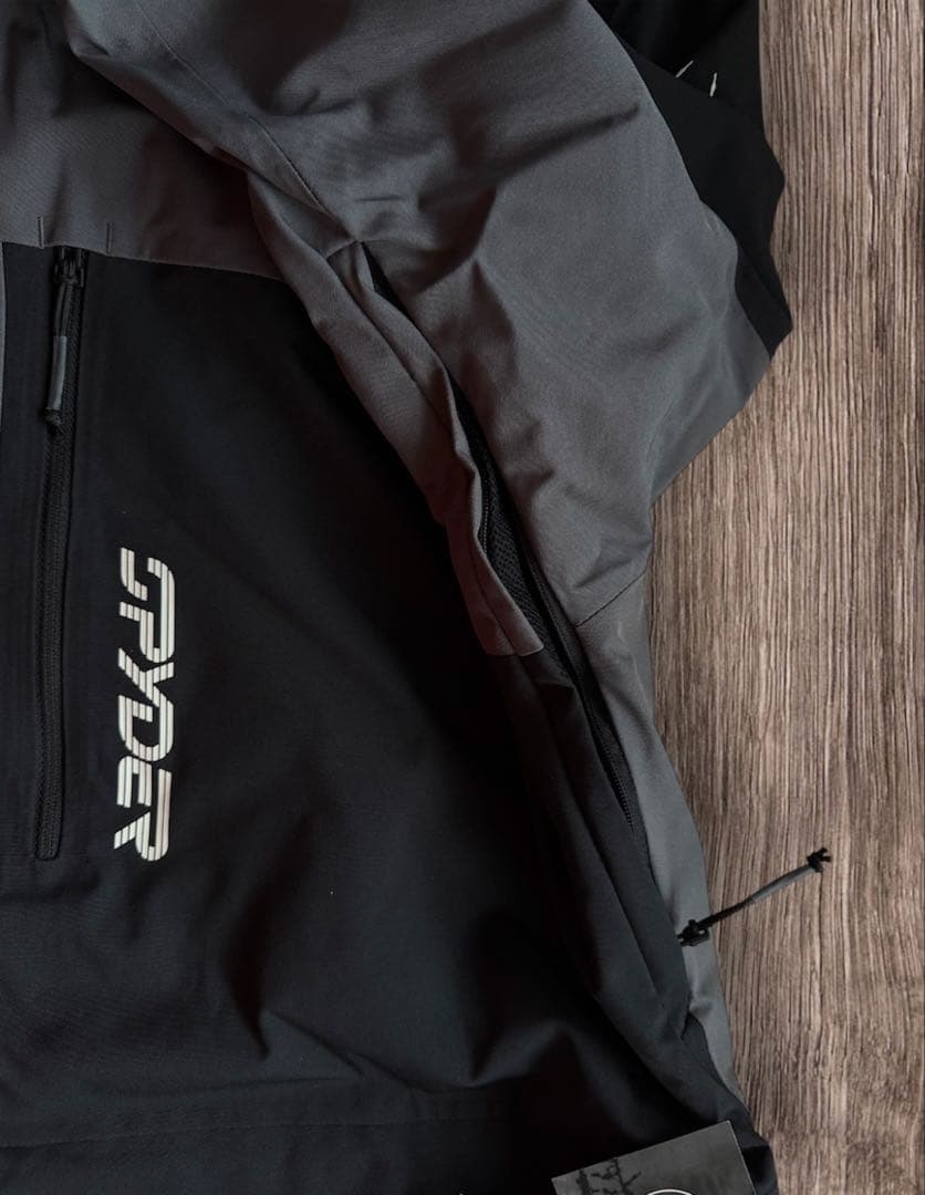 新品 Spyder FIELD JACKET 38SA075338 BK-L