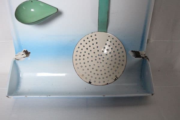 フランス アンティーク 古い琺瑯製のレードルラック レードル付き