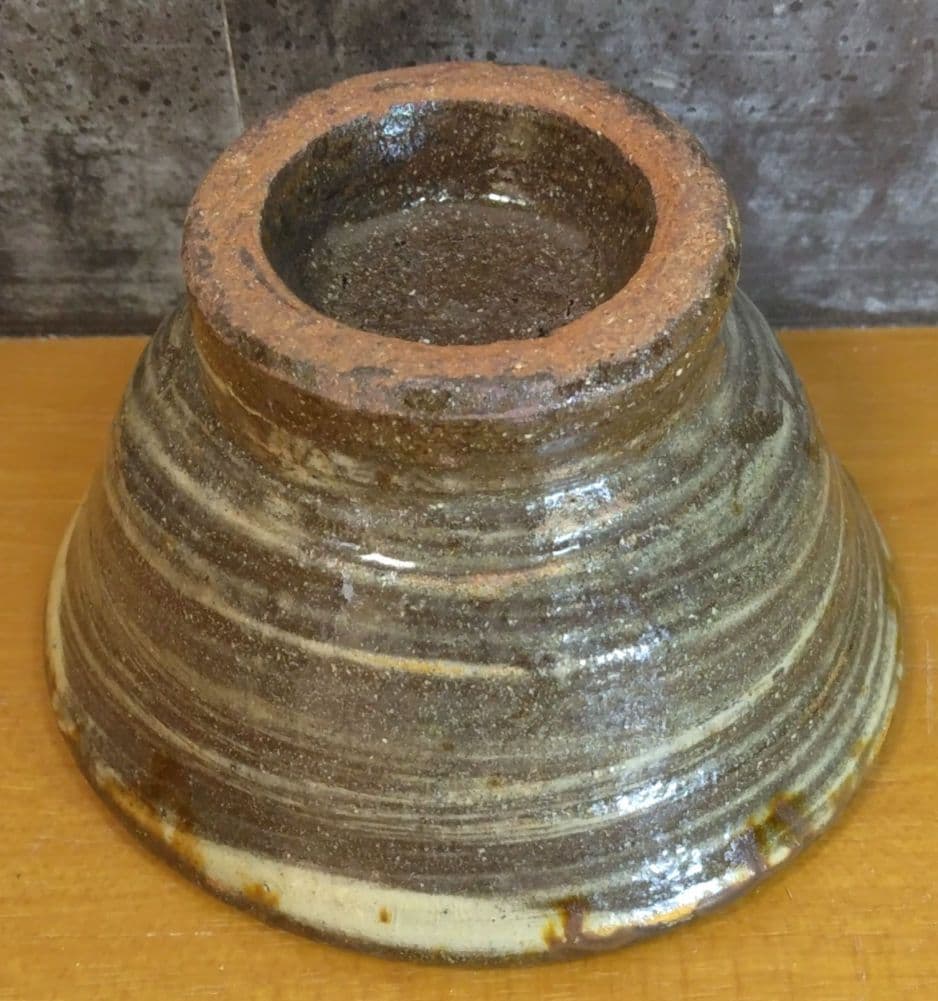 人間国宝 金城次郎 ぐい呑(魚紋ぐい呑）栞 共箱 壷屋焼 壺屋焼 やちむん 美品