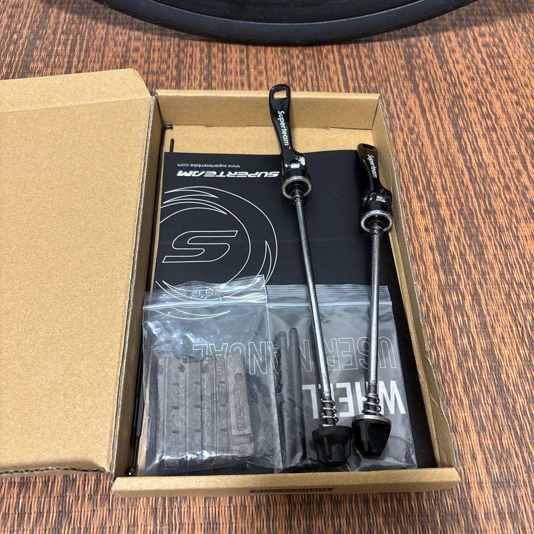 ロードバイクカーボンホイール スーパーチーム