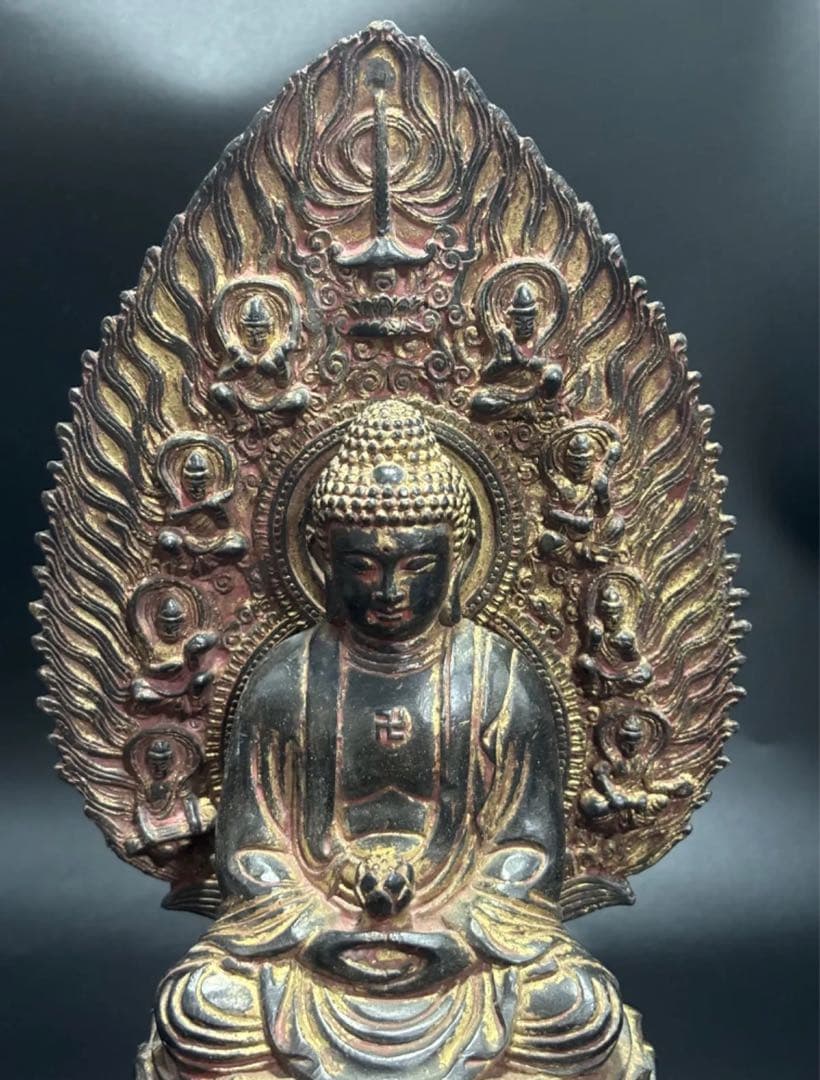 銅製　仏像 細かい彫刻　お釈迦様 釈迦如来